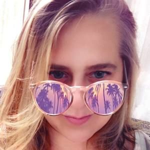 Meet your Posher, Tabitha